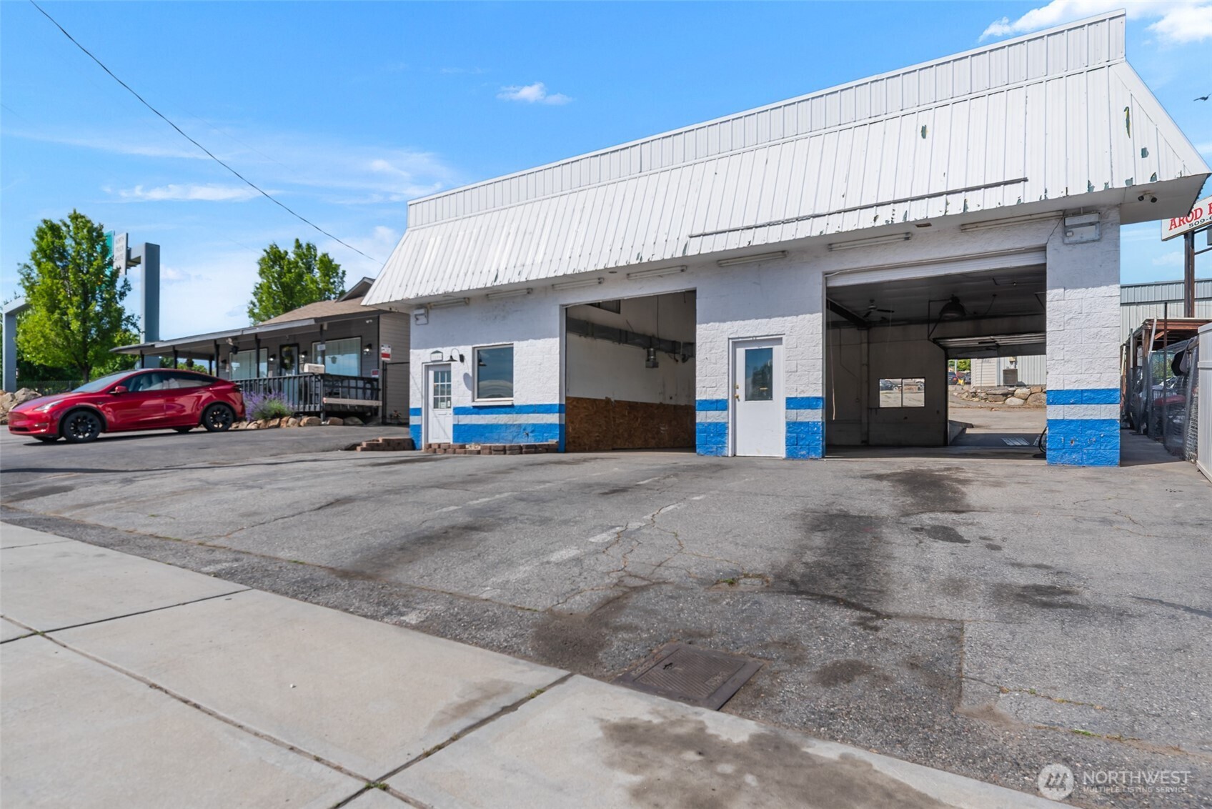 1106 Crescent Street