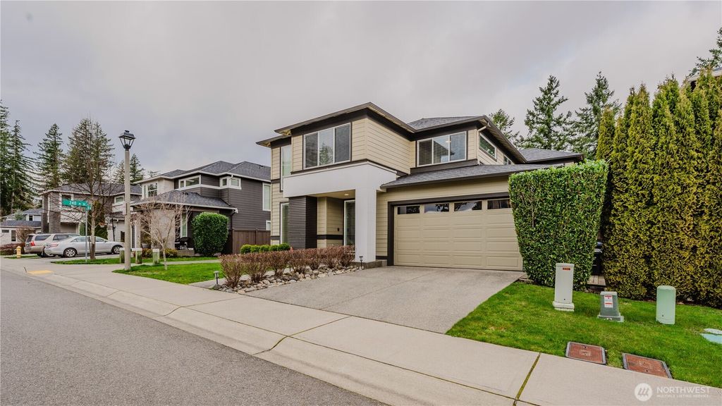 Photo of 24028 SE 258th Way, Maple Valley, WA 98038 (MLS # 2491888)