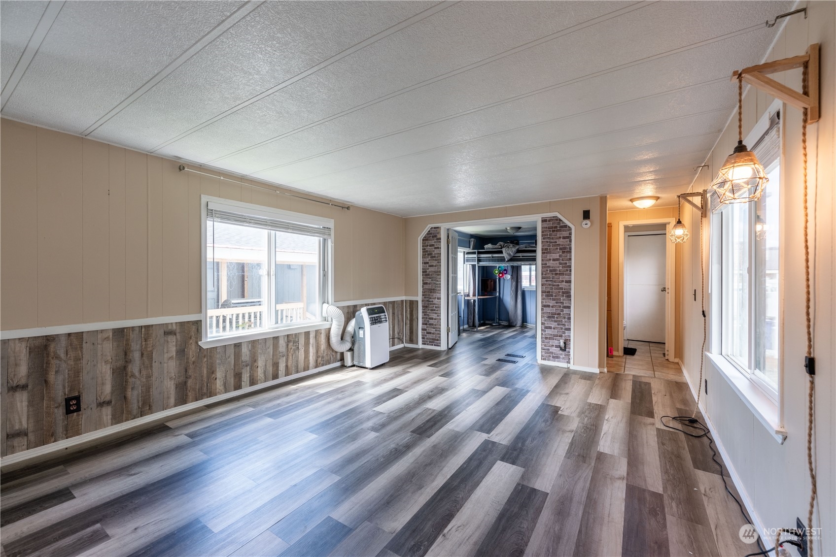 210 37TH Street SE 25