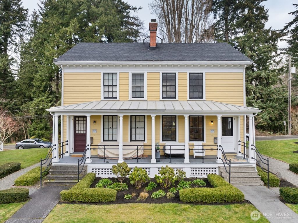 Photo of 4414 Montana Circle W, Seattle, WA 98199 (MLS # 2339501)