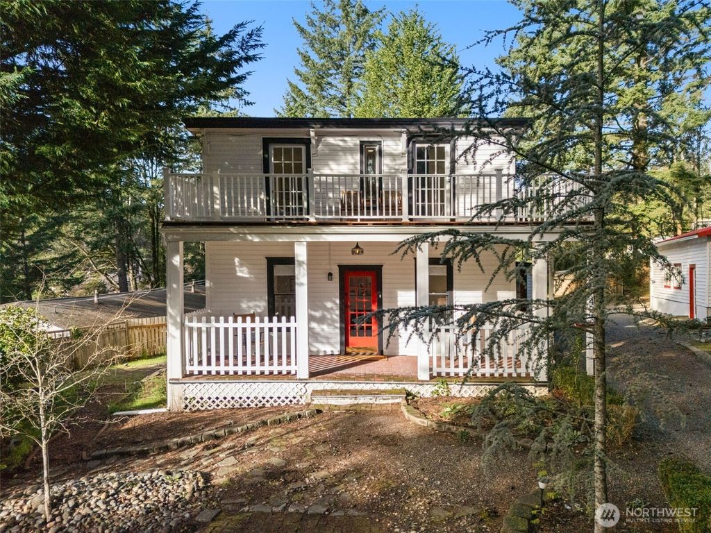 Photo of 4213 Burnham Drive, Gig Harbor, WA 98332 (MLS # 2461724)