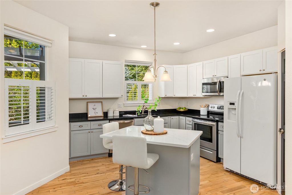 Photo of 20367 Fortune Place NE, Poulsbo, WA 98370 (MLS # 2514417)