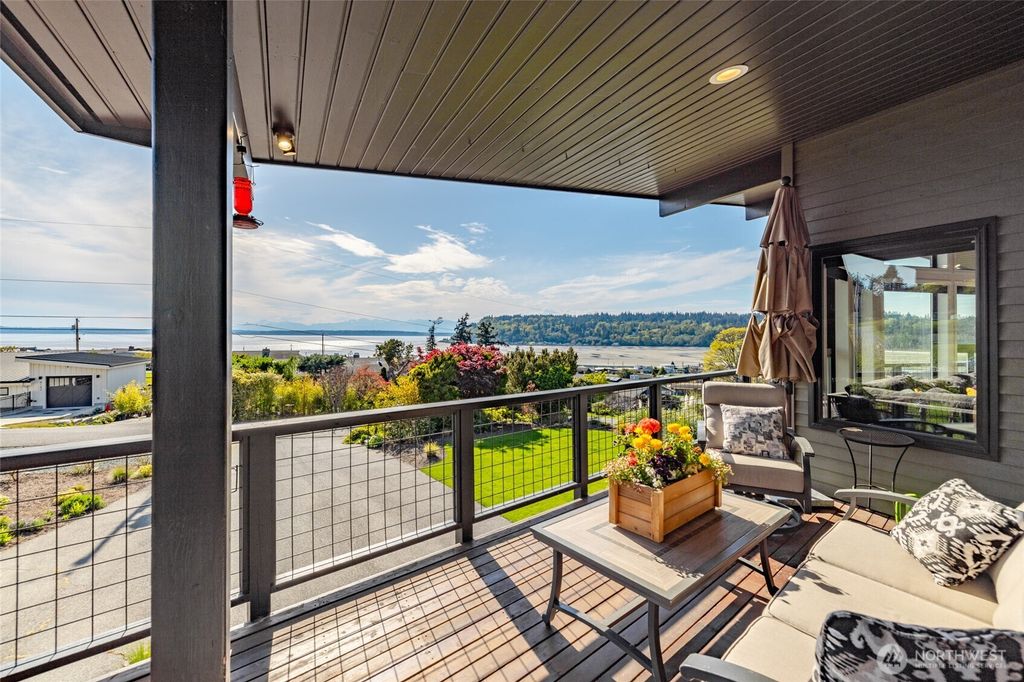 Photo of 8177 Cultus Dr DR, Clinton, WA 98236 (MLS # 2511673)