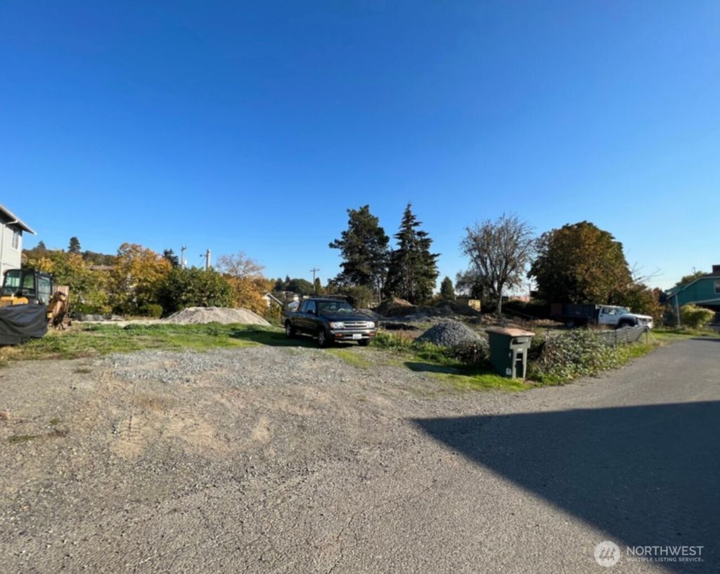 Photo of 6207 Rainier Avenue S, Seattle, WA 98118 (MLS # 2435162)