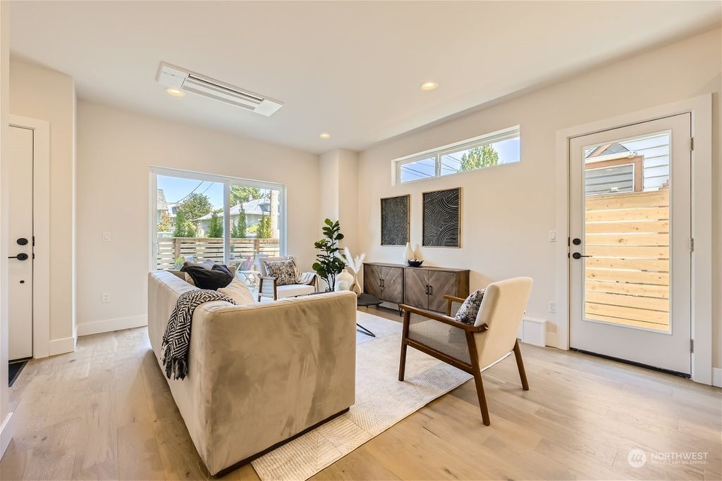 Photo of 1127 NW 61st Street, Seattle, WA 98107 (MLS # 2262067)