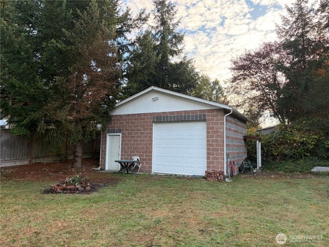 Photo of 7226 192nd Avenue E, Bonney Lake, WA 98391 (MLS # 2588398)