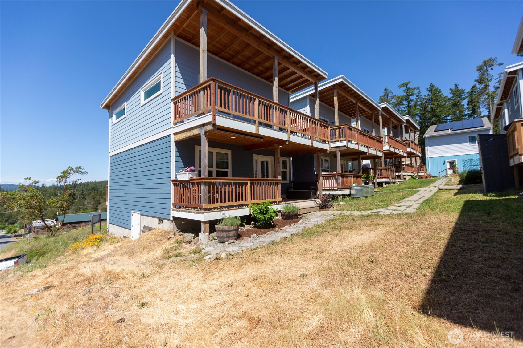 585 Finnegan Ridge