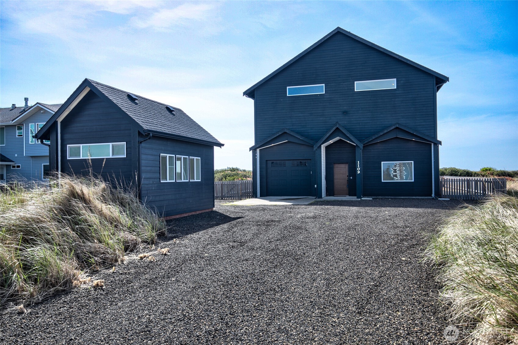 1109 Ocean Shores Boulevard SW