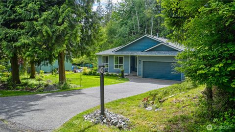 Photo of 157 Northwood Drive, Point Roberts, WA 98281 (MLS # 2377226)