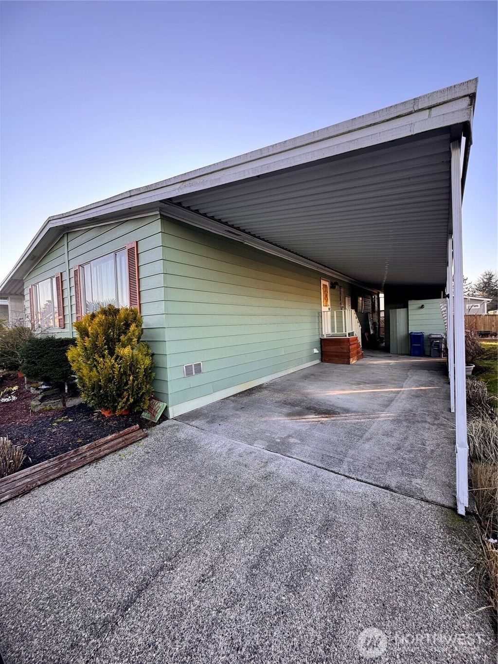 Photo of 11436 SE 208th Street #112, Kent, WA 98031 (MLS # 2471772)