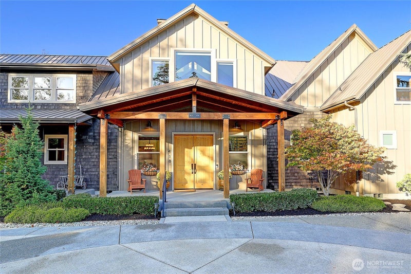 418 Tillicum Way