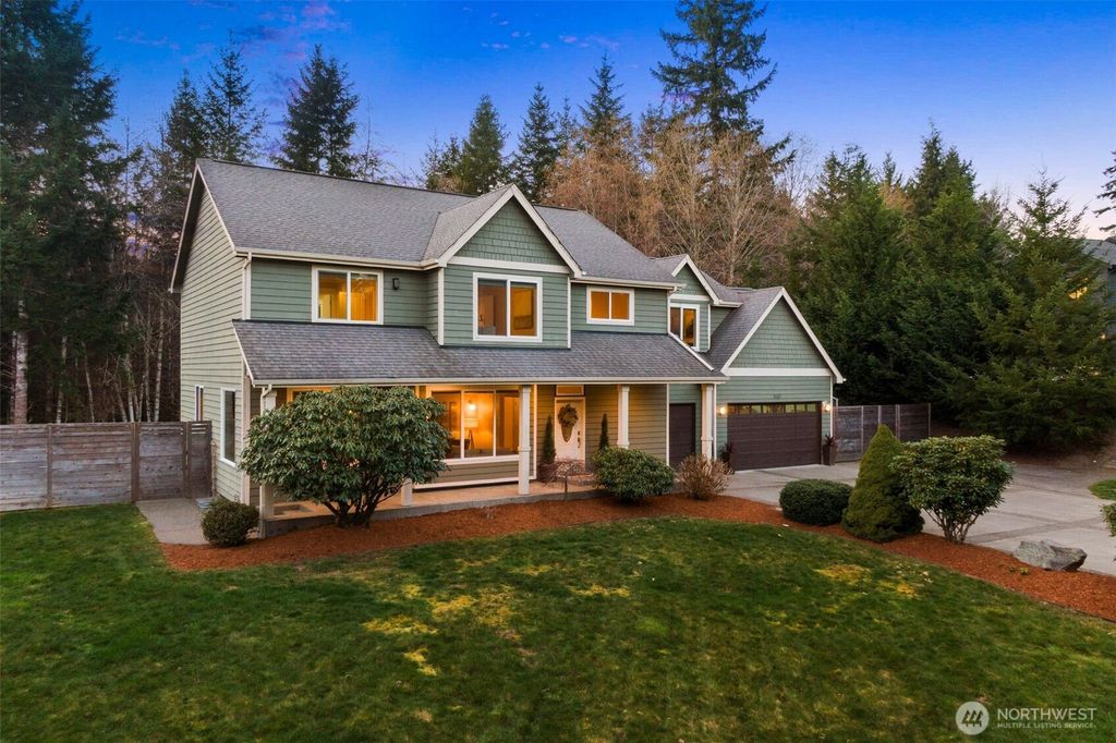 Photo of 1537 SE Nylace Lane, Port Orchard, WA 98367 (MLS # 2472474)