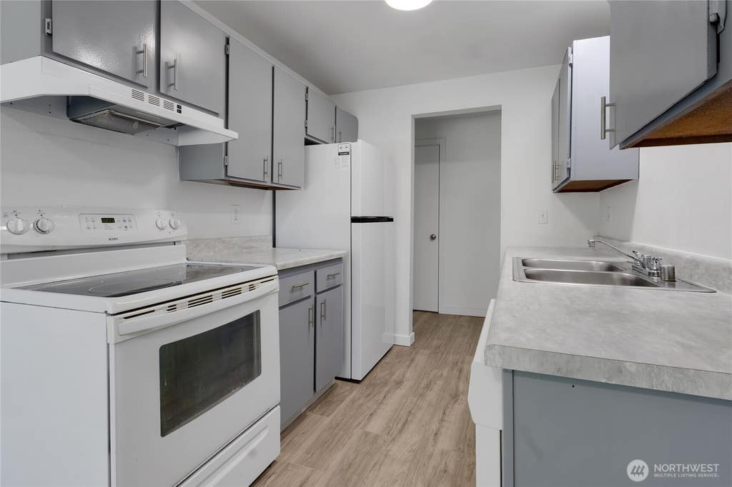 Photo of 3734 N Baltimore Street, Tacoma, WA 98407 (MLS # 2568643)