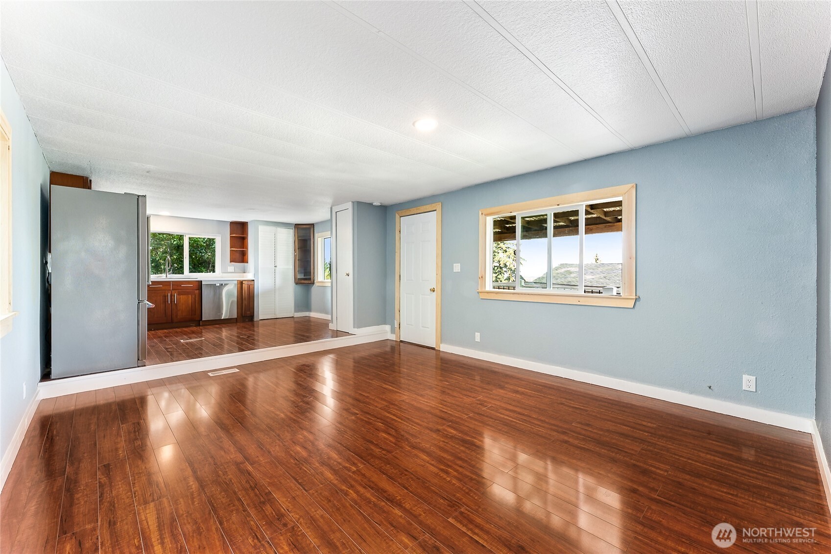 23903 101st Avenue E 21