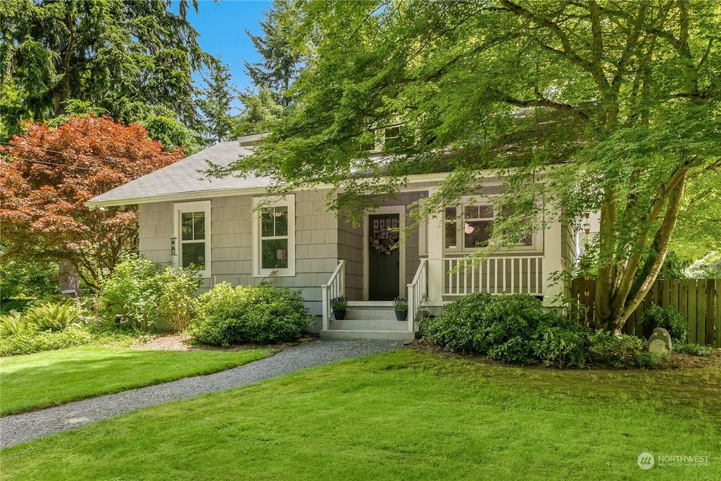 Photo of 7922 208th Avenue NE, Redmond, WA 98053 (MLS # 2050465)