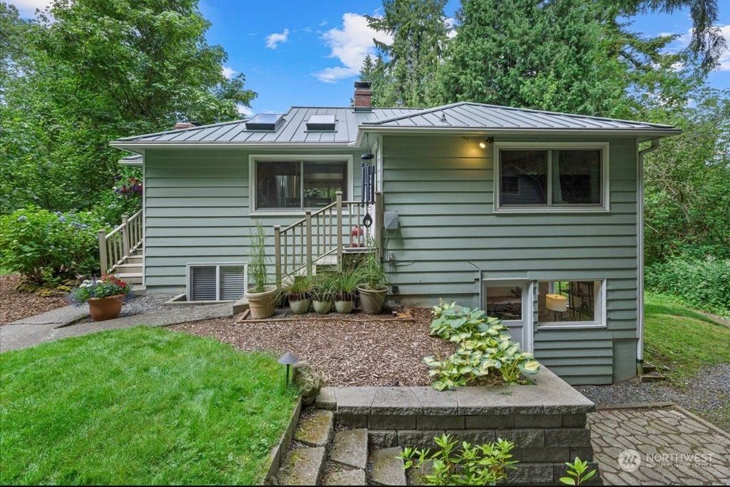 Photo of 12031 Dave Road, Redmond, WA 98052 (MLS # 2321710)