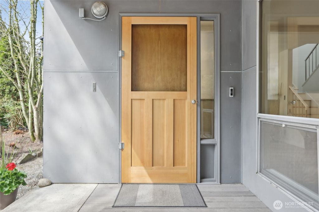 Photo of 18012 25th Avenue NE, Lake Forest Park, WA 98155 (MLS # 2353351)