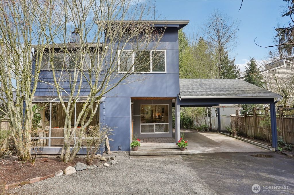 Photo of 18012 25th Avenue NE, Lake Forest Park, WA 98155 (MLS # 2353351)