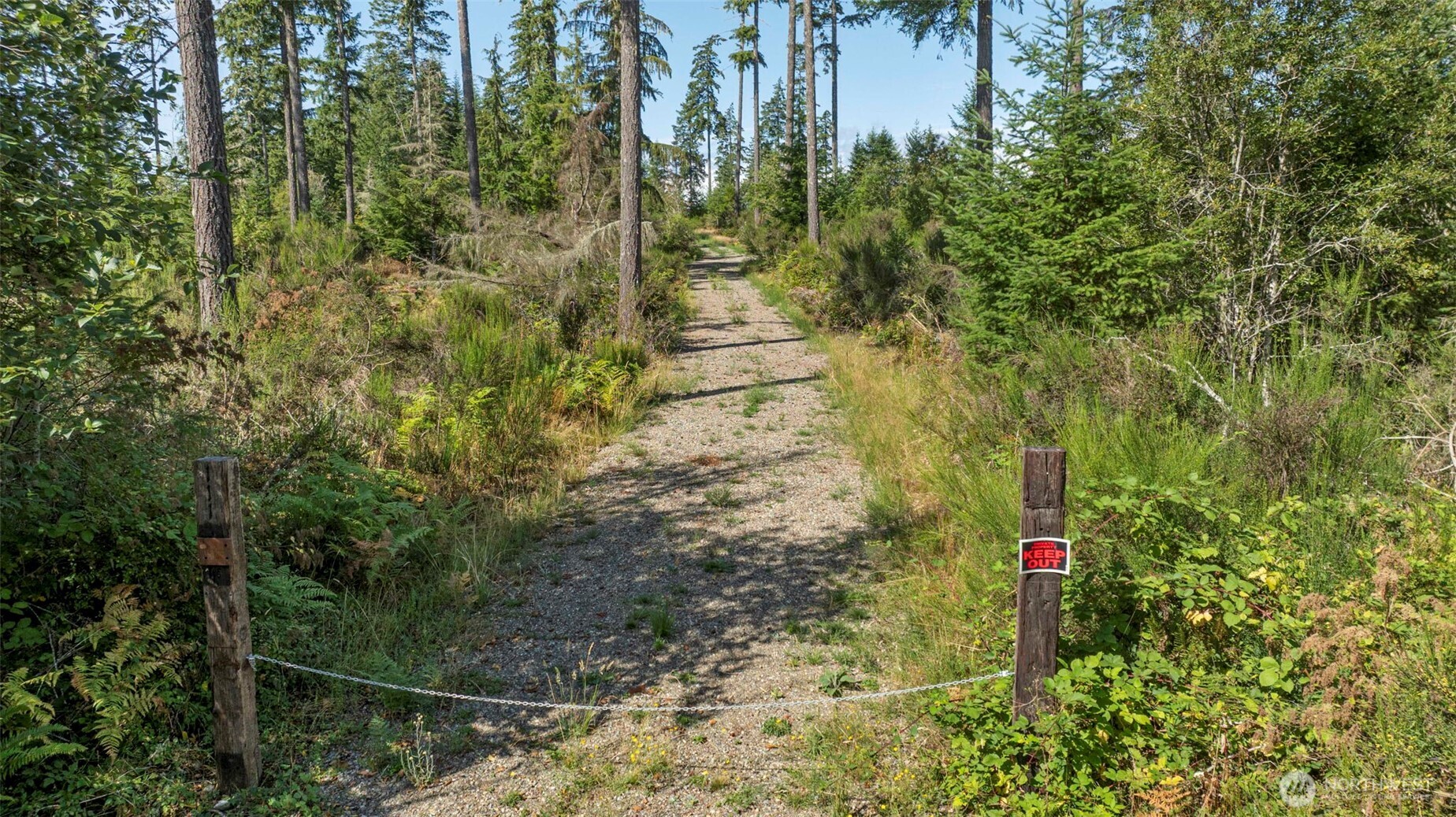 111 NE Ridgetop Court