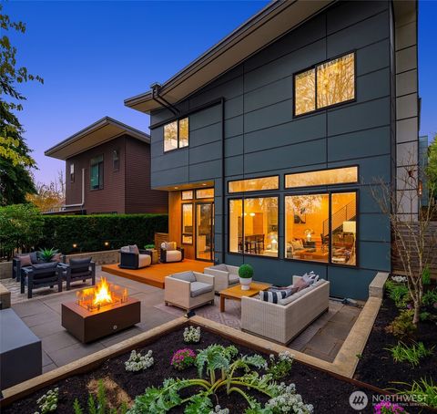 Photo of 305 24th Avenue E, Seattle, WA 98112 (MLS # 2532037)