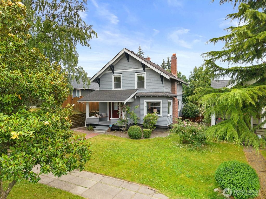 Photo of 912 N Grant Avenue, Tacoma, WA 98403 (MLS # 2548543)