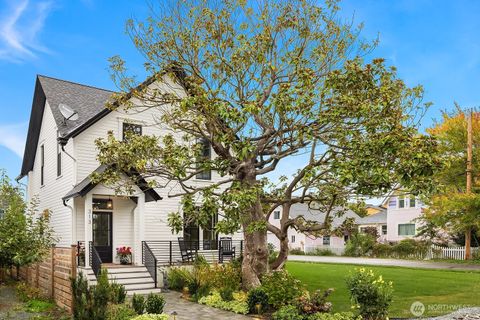 Photo of 313 Center Street, La Conner, WA 98257 (MLS # 2437884)