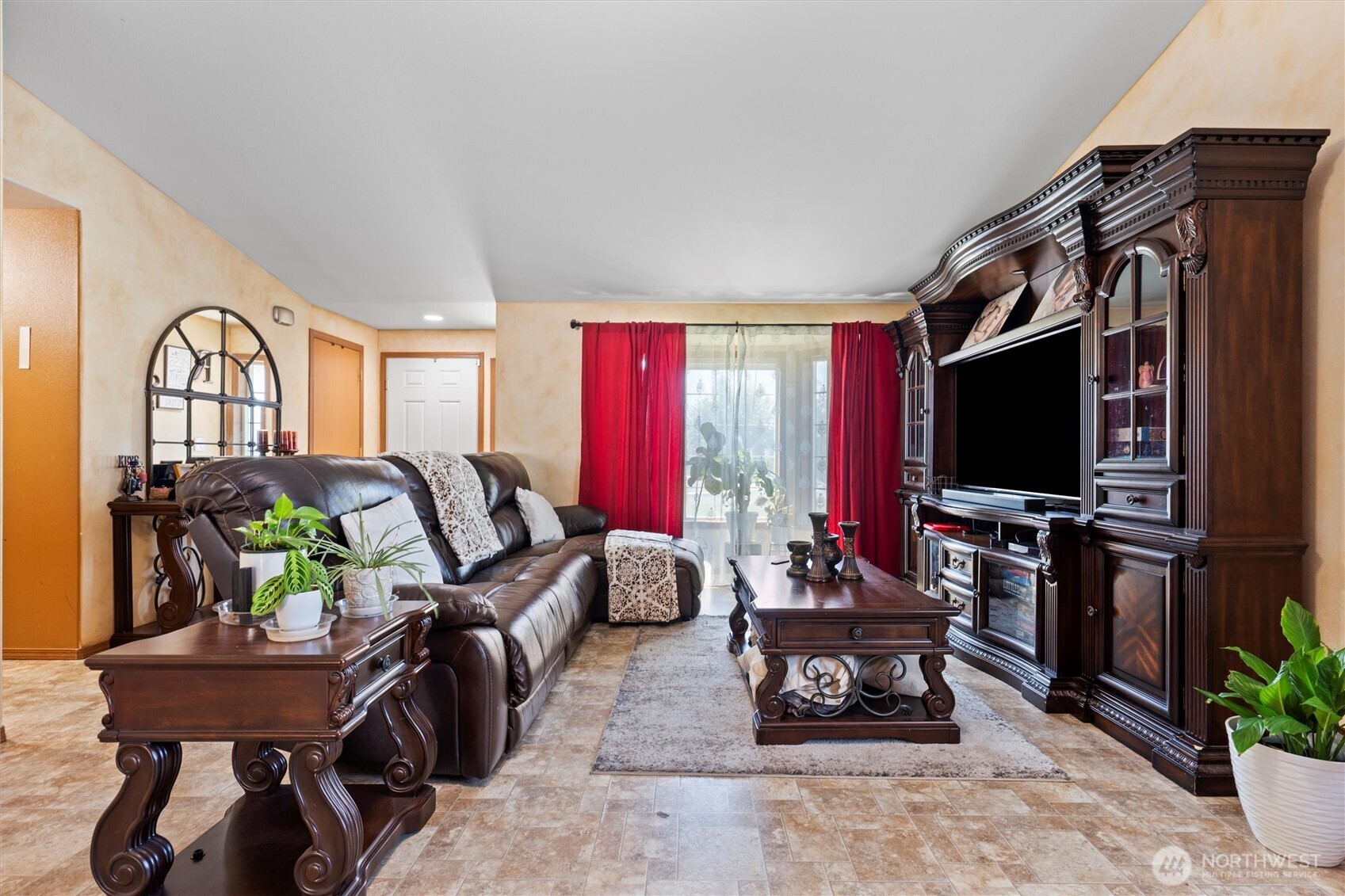 925 S 11th Avenue