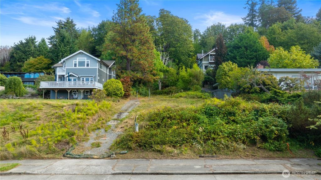 Photo of 7558 45th Avenue SW, Seattle, WA 98136 (MLS # 2390917)