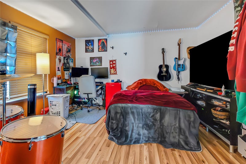 7628 193rd Street Ct E