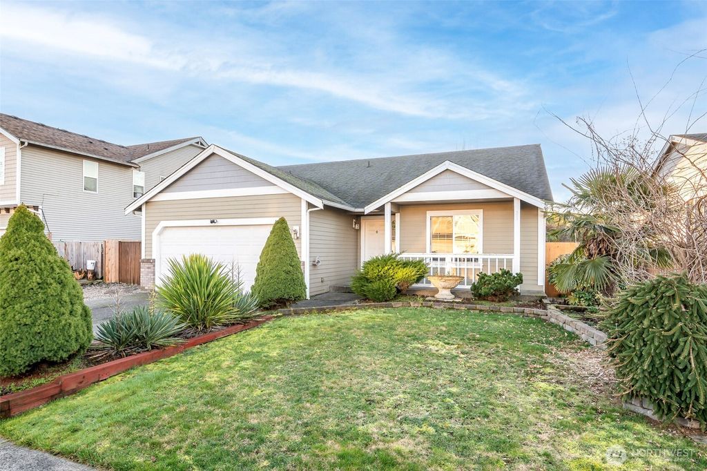 Photo of 1405 NE Riddell Avenue, Orting, WA 98360 (MLS # 2470679)