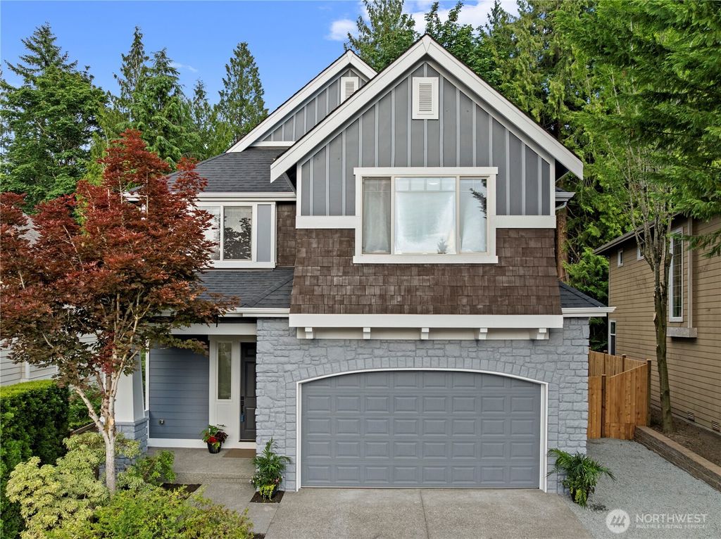Photo of 11832 158th Avenue NE, Redmond, WA 98052 (MLS # 2391077)