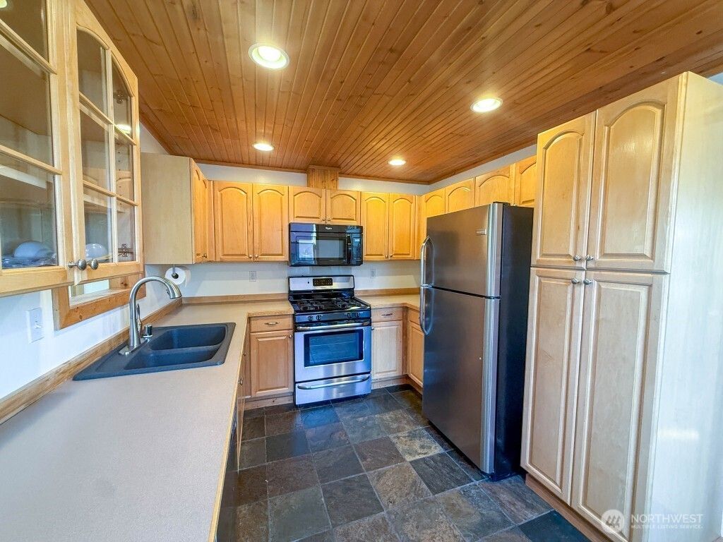 Photo of 5916 207th Place SW, Lynnwood, WA 98036 (MLS # 2449236)