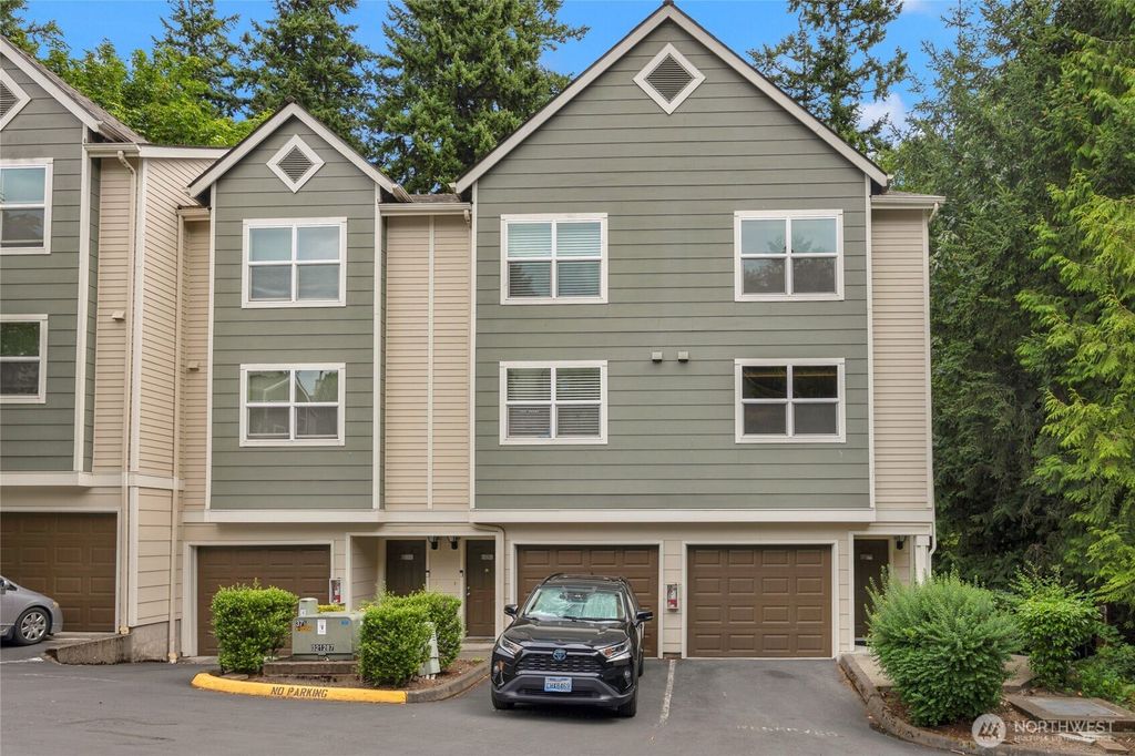 Photo of 3116 164th Street SW #2006, Lynnwood, WA 98087 (MLS # 2407856)