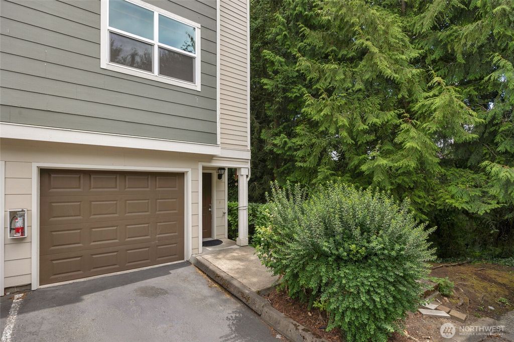 Photo of 3116 164th Street SW #2006, Lynnwood, WA 98087 (MLS # 2407856)