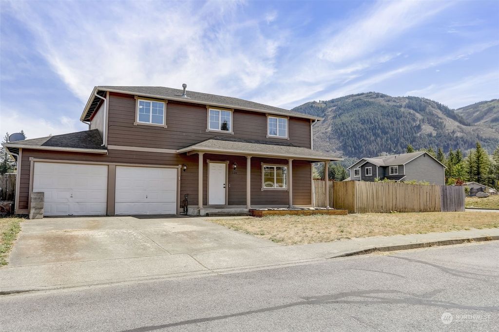 Photo of 154 19th Street, Gold Bar, WA 98251 (MLS # 2147331)