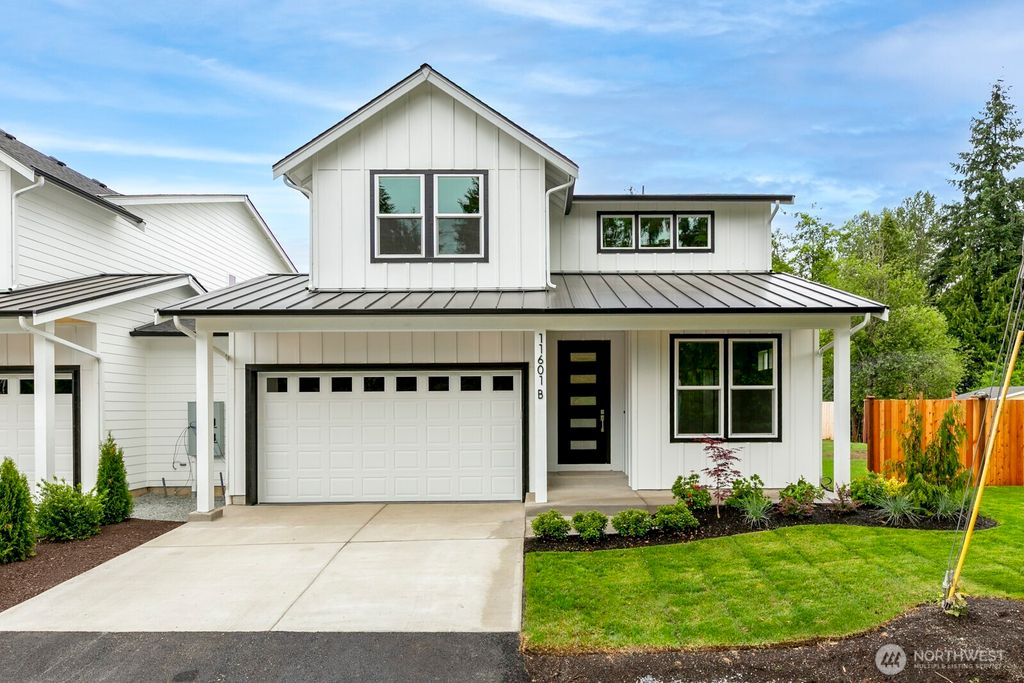 Photo of 11610 2nd Avenue SE #B, Everett, WA 98208 (MLS # 2392035)