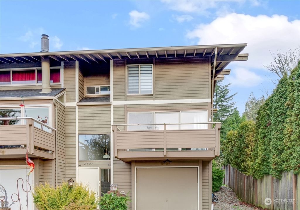 Photo of 8029 46th Place W #D4, Mukilteo, WA 98275 (MLS # 2321476)