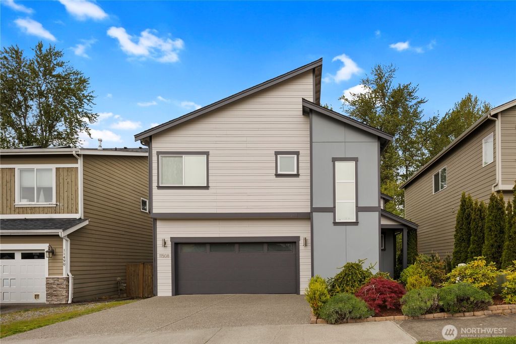 Photo of 11508 SE 83rd Street, Newcastle, WA 98056 (MLS # 2366281)