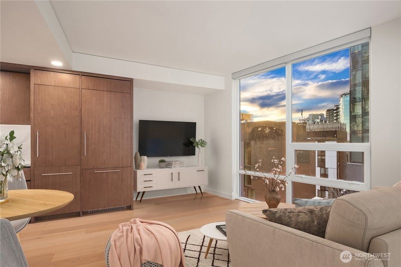 121 Stewart Street 1308