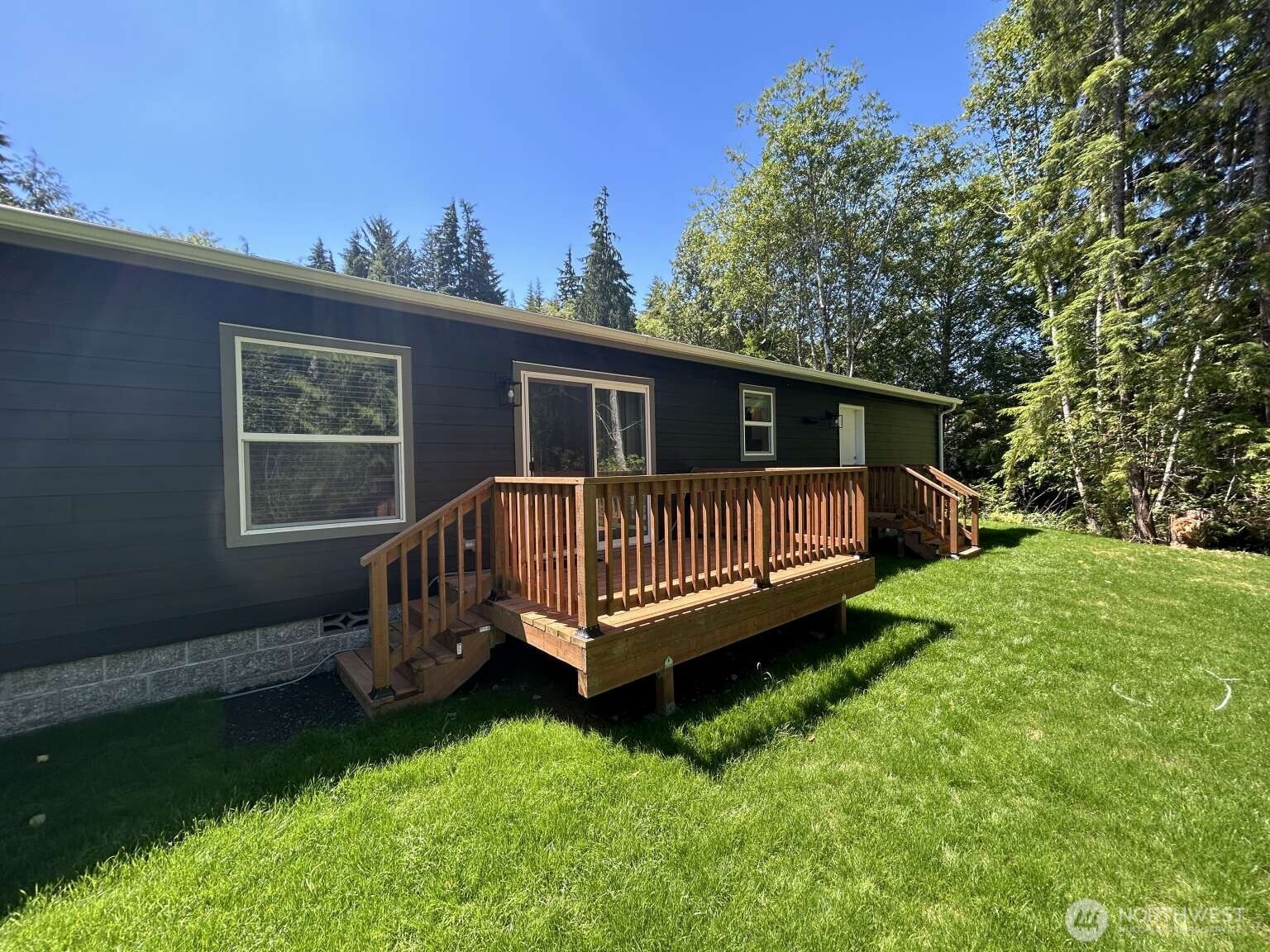 214 W Griffith Street