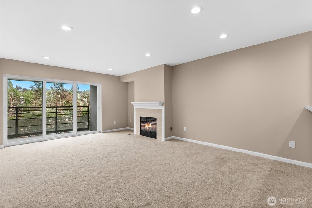 Photo of 2000 W Barrett Street #202, Seattle, WA 98199 (MLS # 2512553)