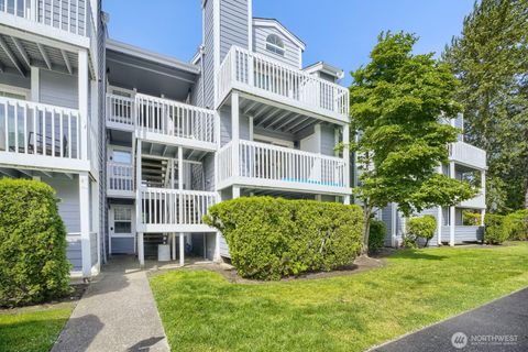 Photo of 22831 S 30 Avenue S #203, Des Moines, WA 98198 (MLS # 2524465)