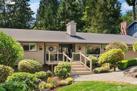 Photo of 15815 SE 43rd Place, Bellevue, WA 98006 (MLS # 2417947)