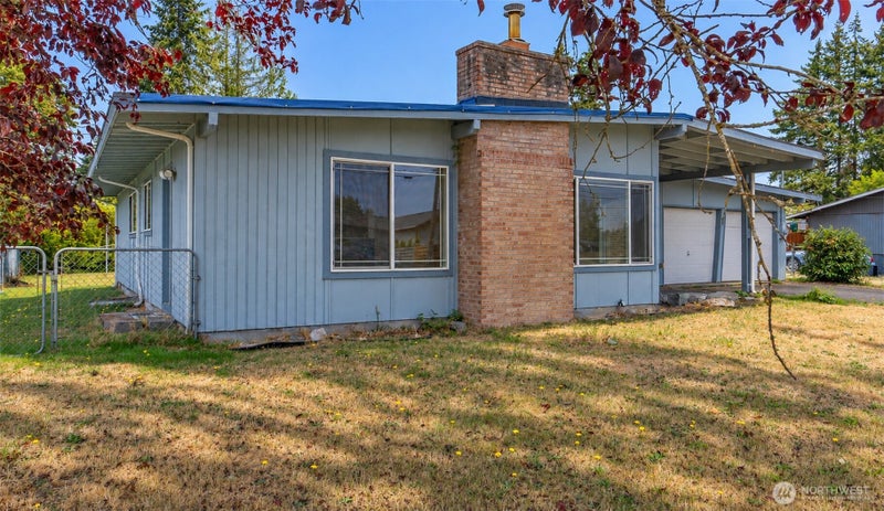 14208 Golden Given Rd E