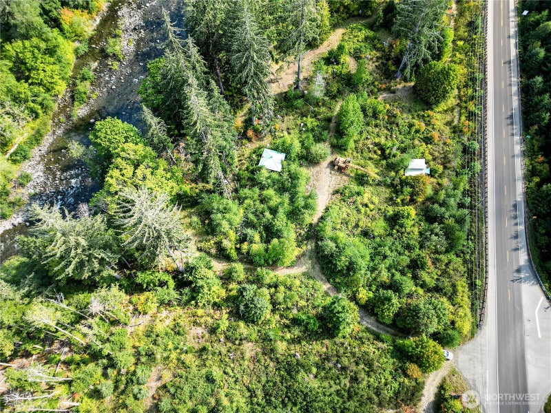 203503 Hwy 101