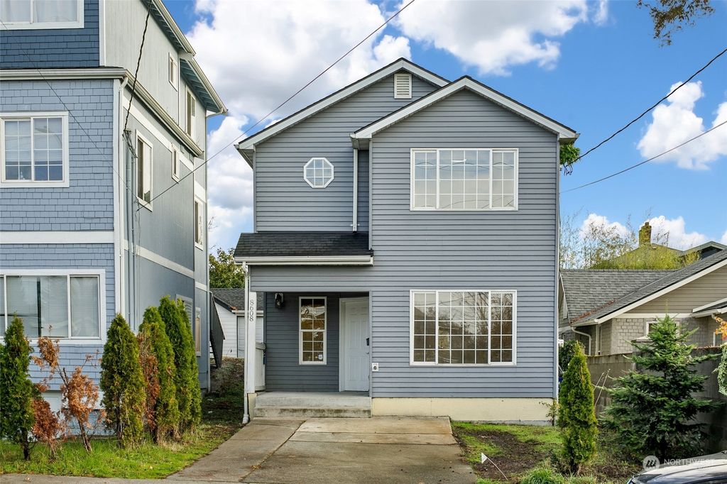 Photo of 8608 Seward Park Avenue S, Seattle, WA 98118 (MLS # 2018019)