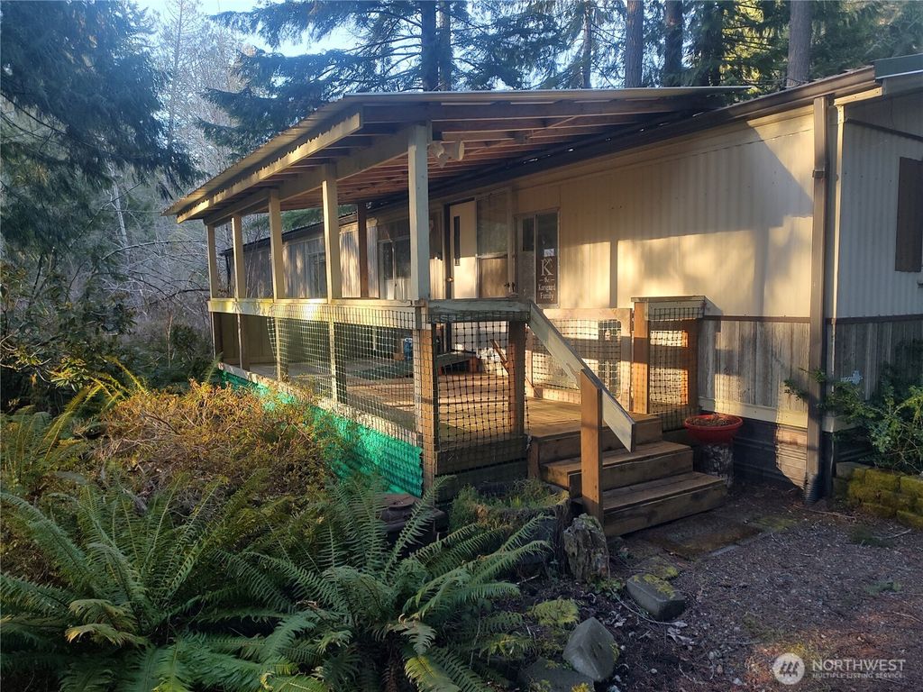 Photo of 450 N Duckabush Drive E, Hoodsport, WA 98548 (MLS # 2503805)