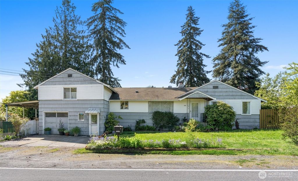 Photo of 103 S 124th Street, Seattle, WA 98168 (MLS # 2367265)