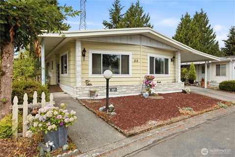 Photo of 201 Union Ave AVE SE #22, Renton, WA 98059 (MLS # 2565554)