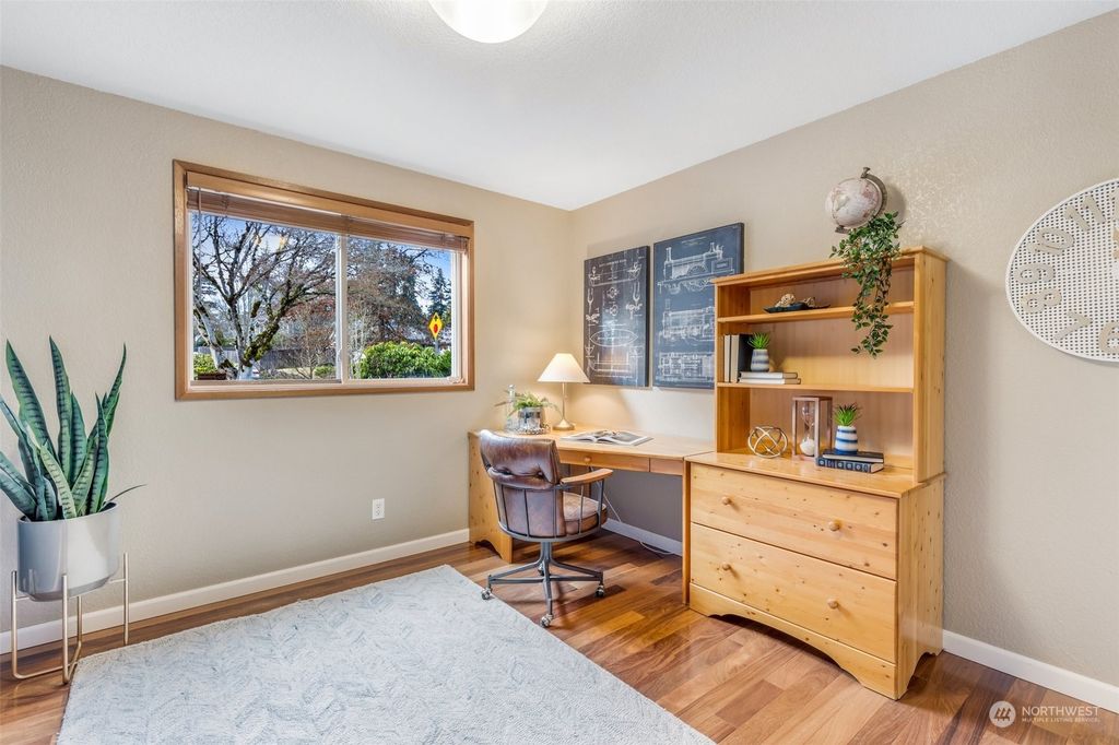 listing image 9362187616628070827